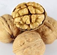 核桃深加工——核桃油，核桃粉，核桃工藝品，活性炭制品(圖1)